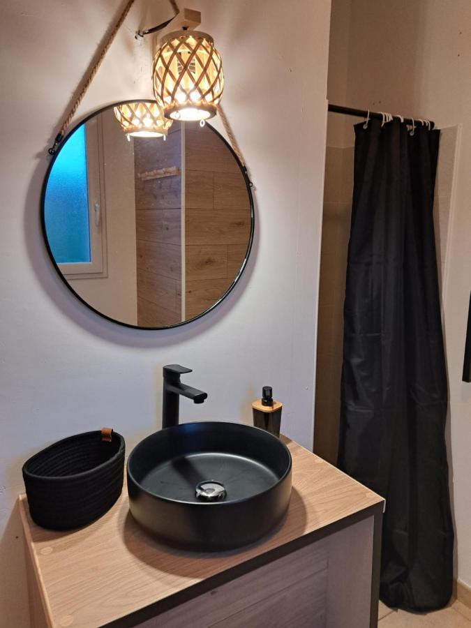 Cottage Le Cabanon ユイヌ・シュル・メール エクステリア 写真